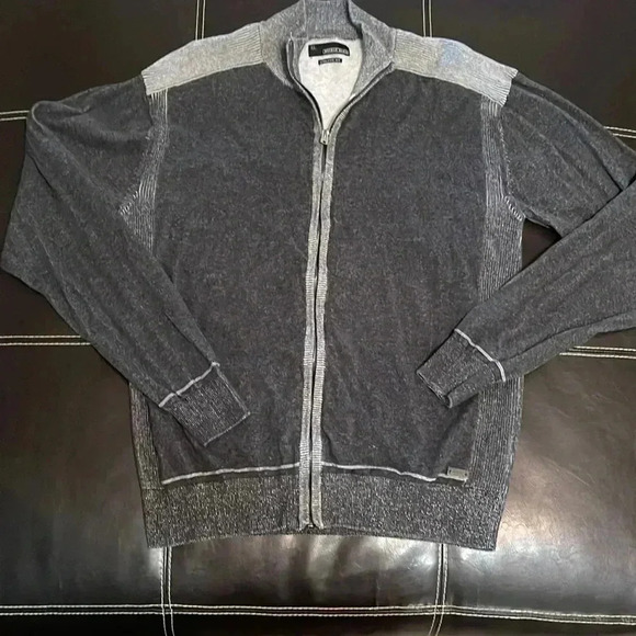 🖤Buckle black zip up sweater - Picture 1 of 8